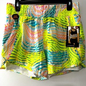 Avia women’s active running shorts Size M New with tags.